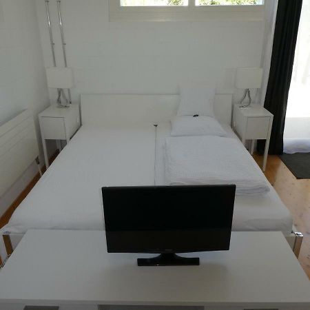 Studio Elegant Ueberstorf Exteriör bild