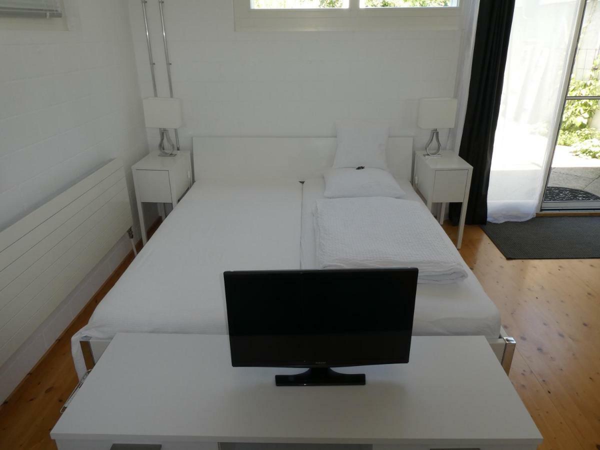 Studio Elegant Ueberstorf Exteriör bild
